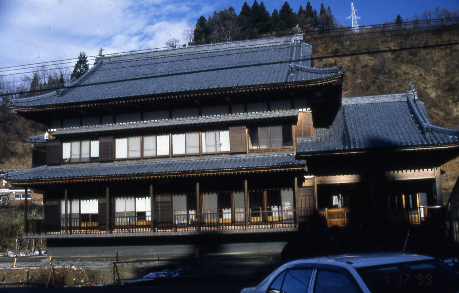 Wohnhaus der Familie Mano 1999